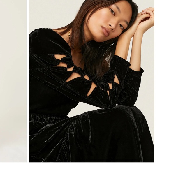 SEA Elegant Black Evening Dress - Picture 3 of 9